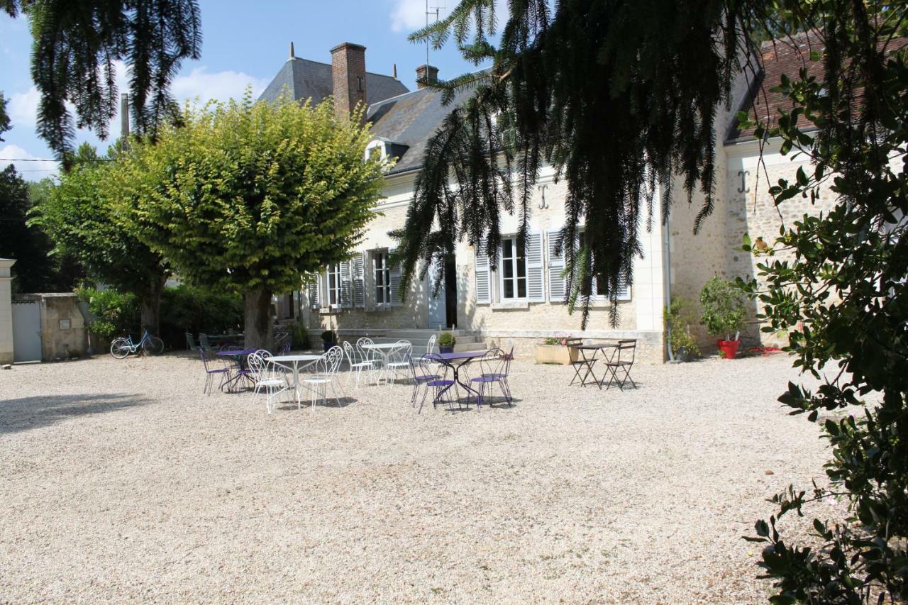 Bed and Breakfast Bella Simonetta Francueil Zewnętrze zdjęcie