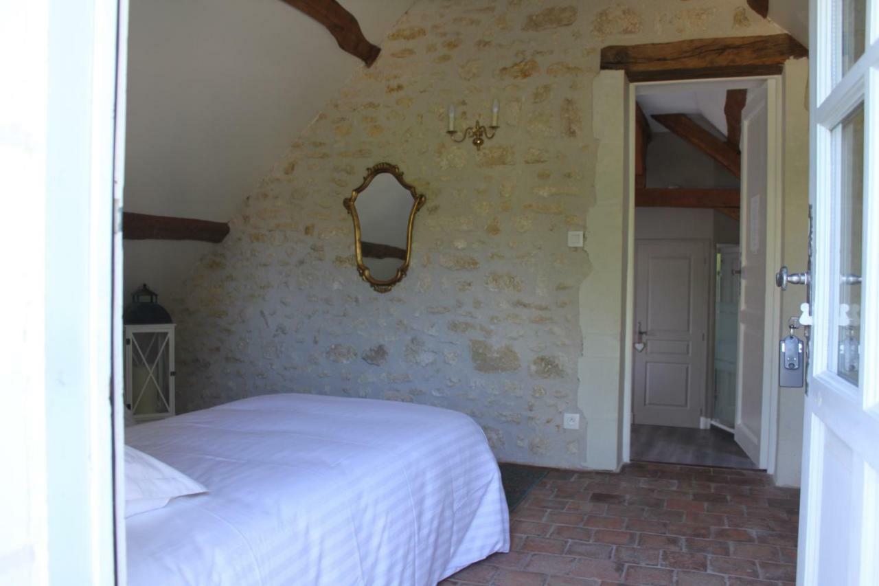 Bed and Breakfast Bella Simonetta Francueil Zewnętrze zdjęcie